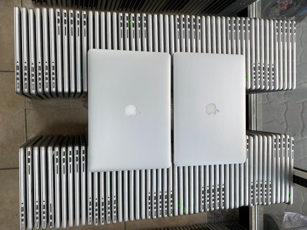 Apple MacBook Air 13インチ2015 256GB Amazon.com: Apple MacBook Air 13.3